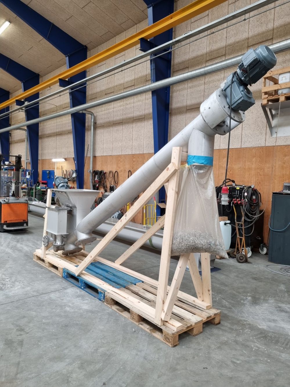 Screw conveyor classifer complete buildt and test setup