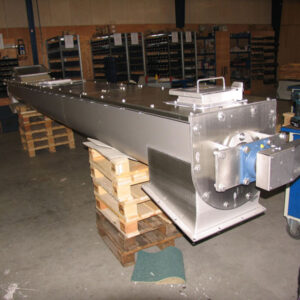 Shaftless through conveyors for the food industry