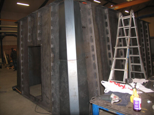 Silo elements for live screw bottom